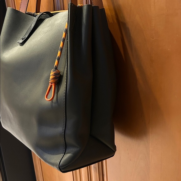 Like New! Rag and Bone Leather Passenger Tote - Picture 11 of 12